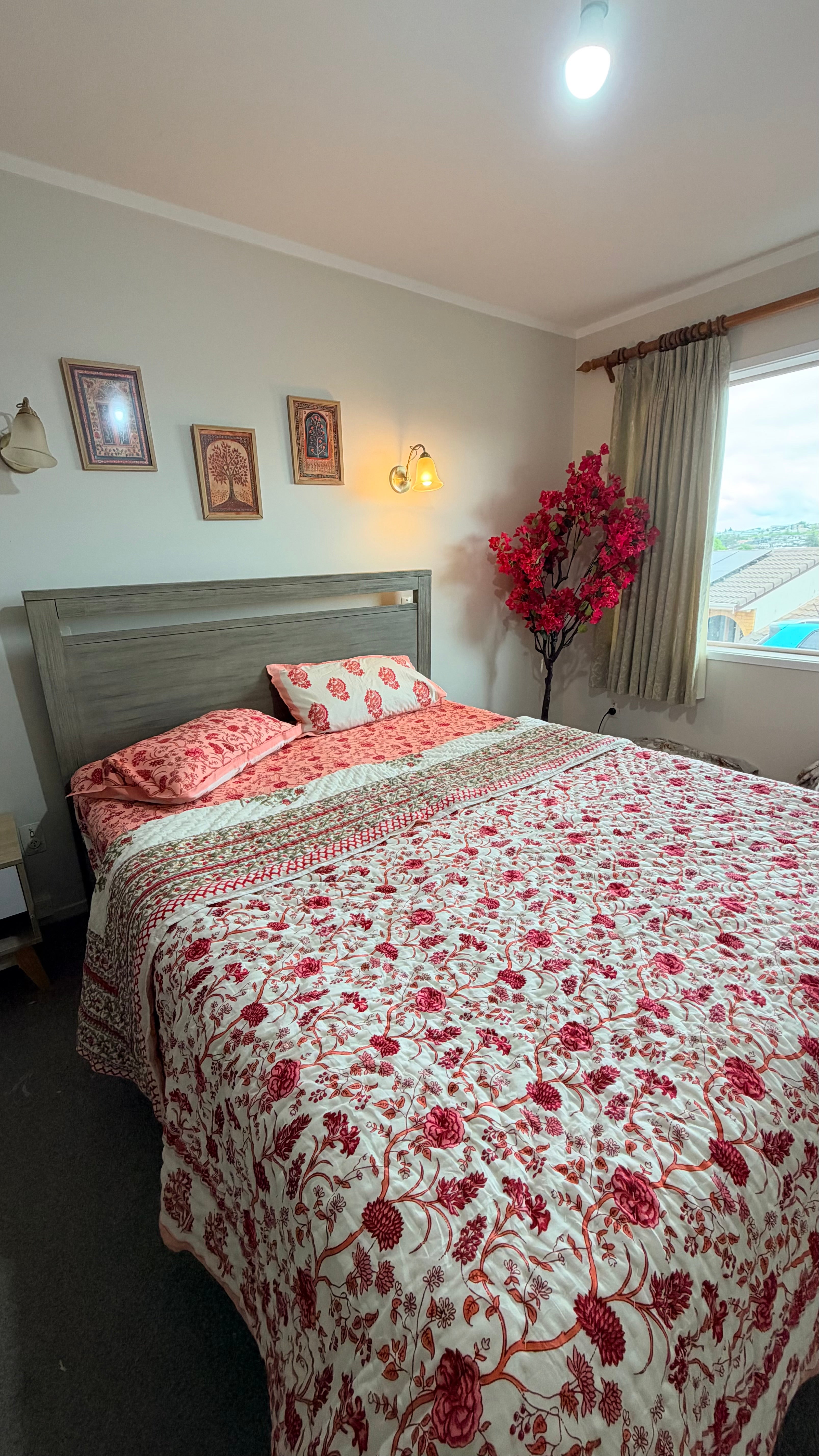 Hand Block Printed Cotton Queen Bedding Set - Red Poppy Gulzar