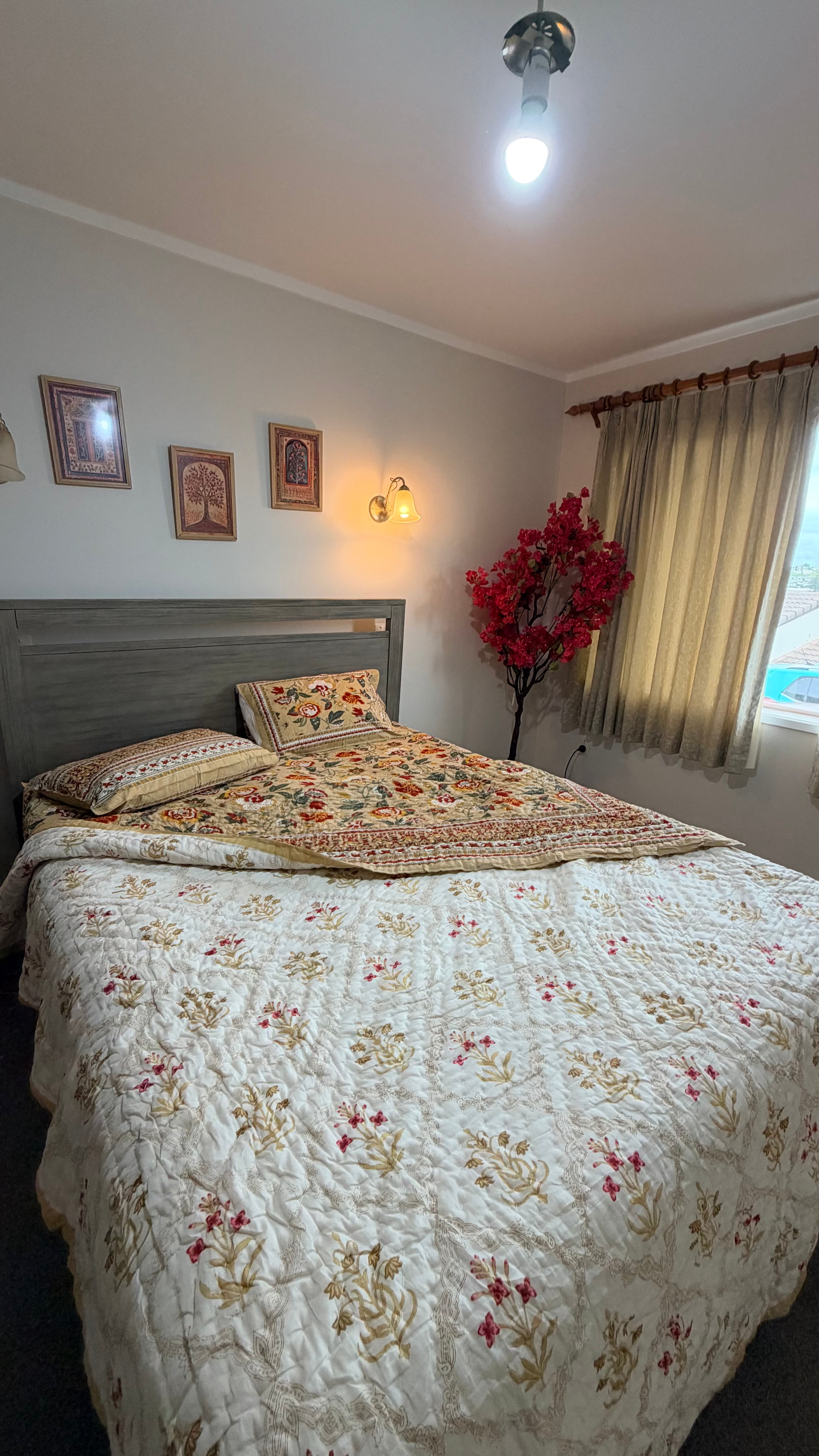 Hand Block Printed Cotton Bedding Queen Set with Quilt - Marigold Bloom