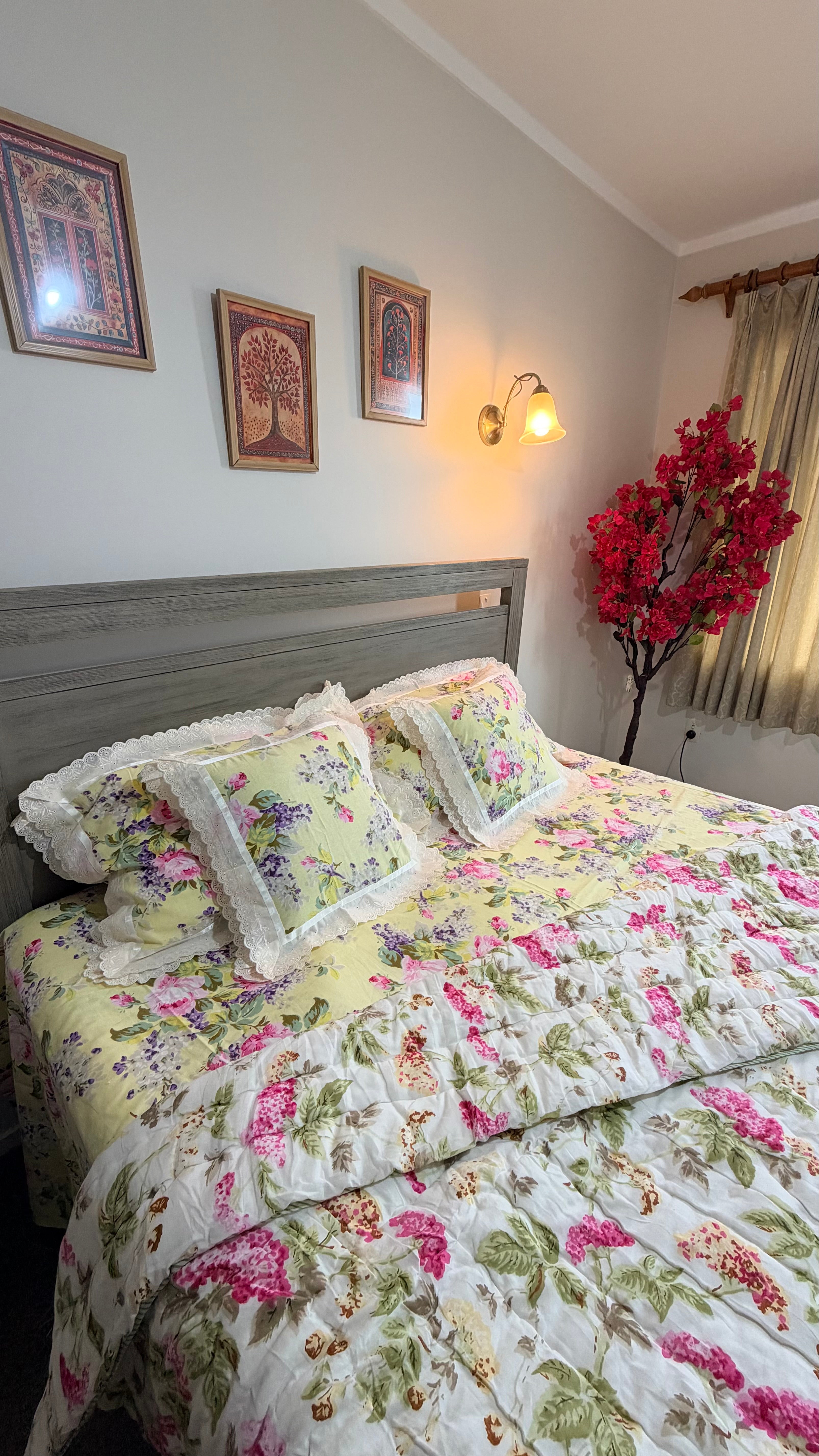 Hand Block Printed Cotton Bedding Set with Quilt - Neel Paisley Garden